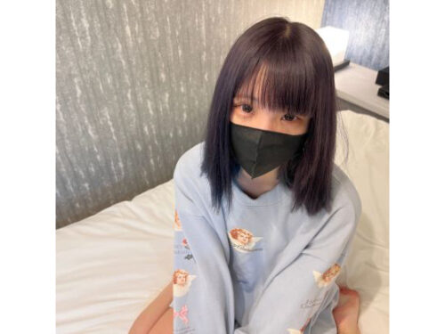 【個人撮影#32】合法18歳、J○を卒業したばかりの美少女が再登場！マッサージをしてあげたら気持ちがっていたのでついでに中出ししてあげました♪ 同人動画