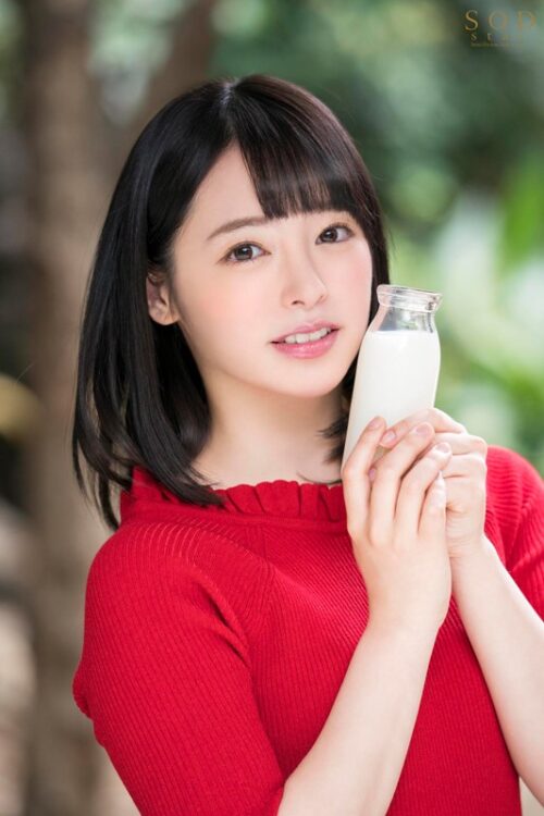 小倉由菜 精子を舌で舐め取りじっくり味わう初ごっくん