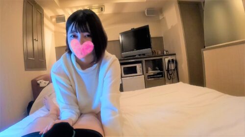 【個人撮影】ロ●カワ淫乱JDとイチャイチャSEXして最後はドクドク中だし 同人動画