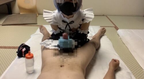 めちゃかわ！素人人気鬼がかりメイドさんのカラーサテン手袋手コキ コスプレハード