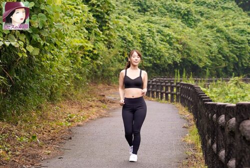 中出し町内会 都会育ちの妻が田舎の野外で輪●され寝取られました