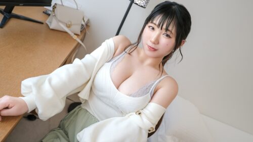 
 「【天然Hカップ×むっつりすけべ】おっぱい好きよ！これを見ないで何を見る！たわわ～んと揺れる、おっぱい！これだけで最高のおかず間違いなし！そして、なんとむっつりすけべで、後半は自らカラダを動かしていきます！騎乗位の時のぶるんぶるん具合は、もう～控えめにいっても絶対抜けます！巨乳ちゃんは、やっぱり最高！！！ 【初撮り】ネットでAV応募→AV体験撮影 2169」