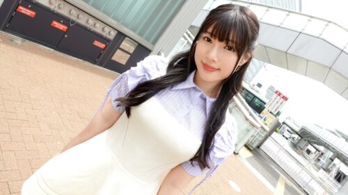 
 「マジ軟派、初撮。 2102 【波打つワールド級鬼デカHIP×性への飽くなき探求心】アイドル級の顔面からは想像できないキレイでデカい激エロワールドヒップが登場！「ワンパターンのHは飽きちゃう」そんな性に素直でコロ●ブスのような探求心を持った女子大生が新たな境地にたどり着くための航海記録w」