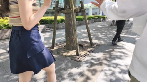 「マジ軟派、初撮。 2122 都内に現れた白銀ボディ!!透明感のある柔肌童顔お姉さんをナンパ!初体験の大人の玩具にあっさりトロ顔陥落!でもやっぱり玩具よりち○こが好き!発情スイッチオンでうっとり顔フェラ!潮吹きご無沙汰キツマンを激しく突かれてキャン鳴き大絶叫!!」