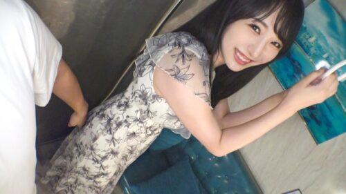 「加工級宝石顔面のHカップ爆美女は、三大欲求フルスロットル。よく食べよく寝ていっぱいSEX!!念願の露出プレイで、もう誰も彼女を止められない! 【初撮り】ネットでAV応募→AV体験撮影 2303」