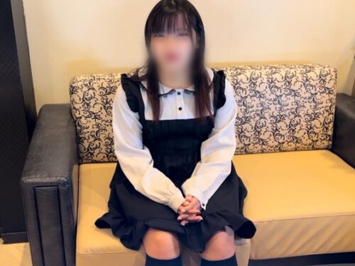 持参した極太バイブでイキまくるコンカフェ嬢ゆいちゃん 同人動画