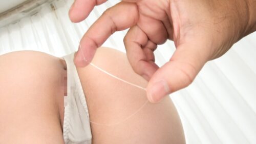 「某ミスコン出場歴ありの清楚系女子大生が興味本位でAVデビュー!学業もバイトも真面目な彼氏持ちの20歳が、実は週2セックス&毎日オナニーの性欲女子!?Fカップ敏感おっぱいは触れられるたびにピクピク反応、ぬちょ濡れパイパンま●こを突かれて「いっちゃう…いっちゃう…!」と連呼しながら快感に溺れる! 華やかな経歴 の裏に隠された本性が暴かれる、ギャップ沼AV初出演! 【初撮り】ネットでAV応募→AV体験撮影 2360」