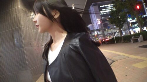 「黒髪猫顔アジアン美女が四つん這いで潮吹き大噴射!!正常位でも、騎乗位でも、どこでも大噴射!!画面いっぱいに潮をまき散らしながら小刻みに痙攣するエロ童顔痴女が、巨乳巨尻を揺らして大アクメ!!指の隙間から肉がはみ出るほどの大きなお尻を鷲掴みにしながら豪快バック!声高に嬌声をあげる一匹のメス猫誕生!! 【初撮り】ネットでAV応募→AV体験撮影 2355」