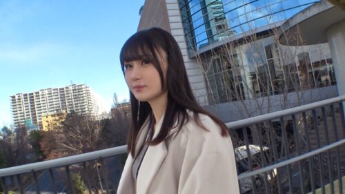 「激美女地下アイドルの久々セックス！！華奢な身体をビクビク跳ねらせ、アイドルらしからぬ喘ぎ声を上げる淫乱模様！！愛液をドバドバ垂らし、ライブ中では絶対に見せないおマンコ大開脚で興奮度マックスの淫乱アイドルに、手マンとクンニの二刀流で応戦！！手マンされながらアイドルの自己紹介をさせられ、アイドルの自分と淫乱な自分をグチャグチャにかき回されて豪快に潮吹き大噴射！！久々のセックスで初めての巨根を食レポフェラ！！そのまま巨根丸飲み正常位で豪快にイキ散らかす淫乱アイドル！！ベッドの上で乱れる様はもはやアイドルではない！！ただ一匹のメスだ！！【初撮り】ネットでAV応募→AV体験撮影 2364」
