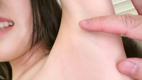「おっとり可愛い系女子が寂しさに負けて応募してきた!おっとりまったり系女子かと思いきや、献身的で弱点をついてくるフェラ!バックでのガン突きで何度も絶頂してしまうドスケベ女子に大変身! エロ女子ビフォーアフターここに開幕!【初撮り】ネットでAV応募→AV体験撮影 2384」