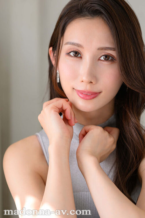 上品…、清楚…、《淫ら》に豹変。 京香栞 38歳 AV DEBUT
