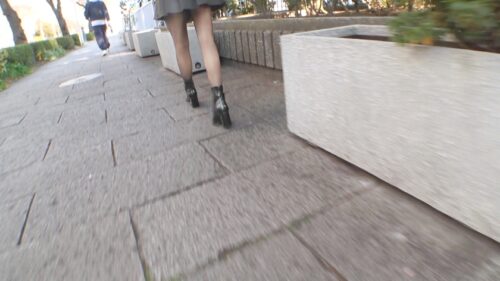 「マジ軟派、初撮。 2186 「ちょっとだけMです…」と自分の性を否定するエキゾチッククールドM美女と豪快SEX！！美容家美容師という、美しさの化身となった女のふしだらな姿をご覧あれ！！セクシーなデカ尻に顔を埋め、デカ尻肉が滴り落ちる愛液を啜りながらの貪りクンニ！！フェミニンで扇情敵なケツにちんぽを突き刺し、尻肉地震バックで大痙攣絶頂！！」