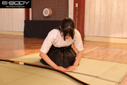 第3●回全国高等学校弓道選●大会ベスト8 武道で得た肉体美ボディむき出しで心もカラダも全集中セックス 弓道女子(20) AVデビュー 浅風ゆい