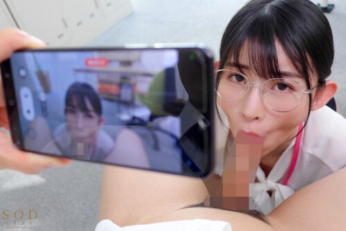 デリヘル呼んだらいつも領収書を突っ返してくる経理部の欲求不満OLと遭遇「まさか、飲食代で落とさないでくださいよ…」と言いつつ生本番させてくれ自宅でも会社でもヌいてくれる関係に 宮島めい
