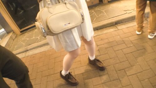「【元某アイドル×Hカップ爆乳】ファンと関係を持つほど性欲全開！揺れる最強おっぱいでAVデビュー！ 裏では性行為三昧、隠しきれない淫乱ボディがついに表舞台に！ファン垂涎の衝撃デビュー作！ マジ軟派、初撮。 2207」