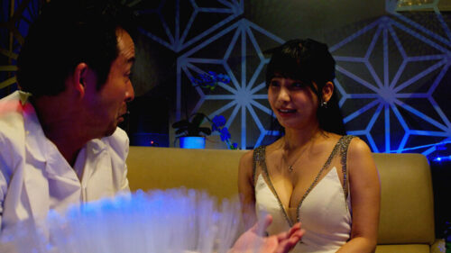 美谷朱音の至高の腰つきにハマる淫靡な夜