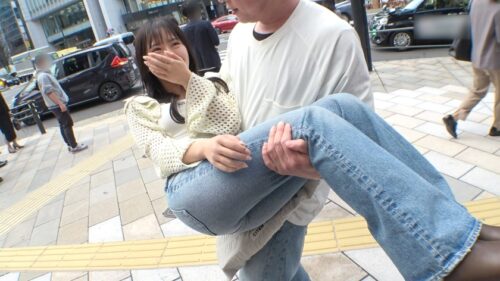 「【恥ずかしがり屋の変態ちゃん】こんなにピュアで可愛い子が！！何回も攻める度に潮吹き連発！！？ち●こで激しく突いて部屋中に喘ぎ声が響き渡る超！興奮セッ●ス！！！ マジ軟派、初撮。 2204」