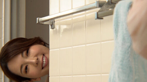 隣に住んでる綺麗なお姉さんがじつはド淫乱のシ●タコンだった件 波多野結衣