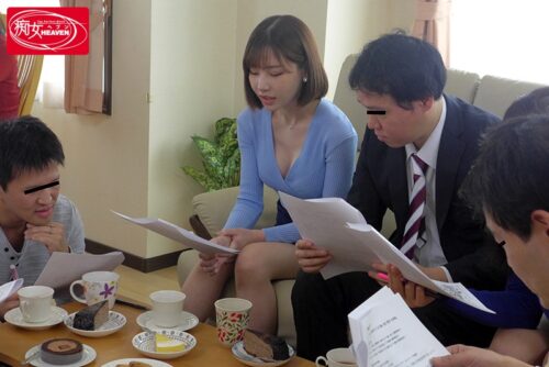 誘惑の保護者会時間と性欲を持て余した若妻に痴女られちゃったボク。 深田えいみ