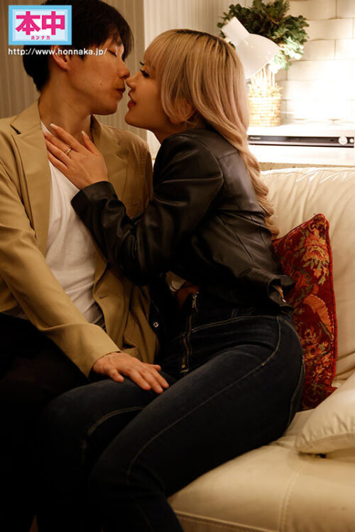 美乳、美クビレ、美脚、美尻 人気AV女優・AIKAが 引きこもりニート男を野外連れまわしラブホで何度も中出しSEXしまくり！！