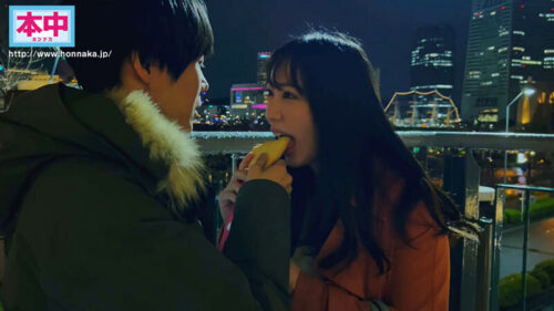 忘れられない元カノに5年ぶりに再会した雨の日。やっぱり最高にイイ女だったけど、もう既に新しい彼氏がいるみたいで、 急に遠く離れた存在になった気がしたから彼氏とSEXしたばかりのキミのマ●コに僕は何度も何度も中出しする。 弥生みづき