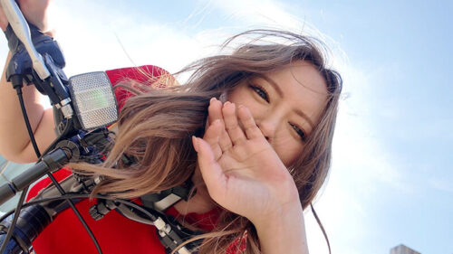 【SHIGEKI×SODSTAR】これが限界ギリギリ公然露出潮吹き 小倉由菜アクメ自転車がイクッ！