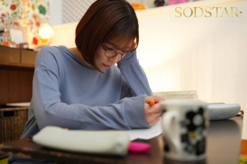 性欲処理専門セックス外来医院25 特別編 SODSTAR 紗倉まな 性交看護行為の国家資格化を目指す知的美人ナースに突貫生挿入立ちバック