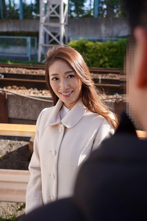 中出し人妻不倫旅行 小早川怜子