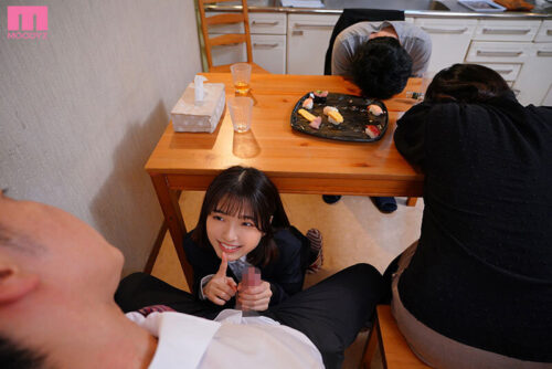 彼女の妹が彼女の不在中に 舐めしゃぶりフェラごっくんしてくるので ボクは7年間も彼女と離れられない。 倉本すみれ