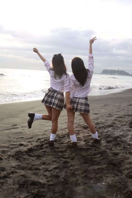 
 「2人はずっと仲良し 枢木あおい 渚みつき」