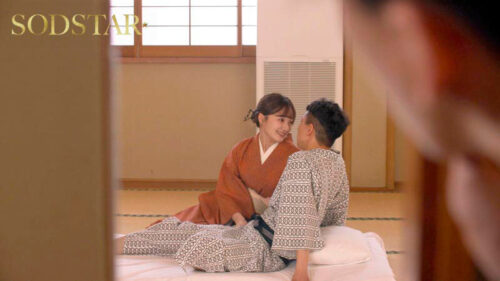 温泉旅行中の単独客や夫婦の男性を誘惑 館内で寝取りセックスをくり返す淫乱美人な若女将 渚恋生