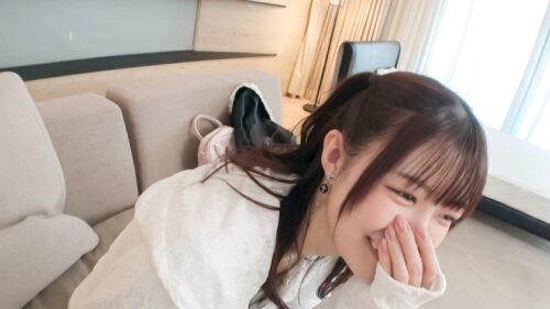 「エクボは恋の落とし穴!アイドル級に可愛い小動物系女子が快感を知りたくて応募してきた?!ブーツとミニスカートから見える絶対領域が男を魅了する!丁寧なご奉仕フェラと上目遣いで思わず発射寸前!バックで突かれる度に快感に包まれて何度もイキまくり!最高のSEXを味わう! 【初撮り】ネットでAV応募→AV体験撮影 2391」