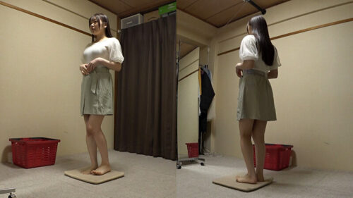 及川莉央 濡れてテカってピッタリ密着 神スク水 可愛い女子のスクール水着姿をじっとりと堪能!着替え盗撮から始まり貧乳から巨乳にパイパン、ハミ毛、ジョリワキ等のフェチ接写やローションソーププレイやスク水ぶっかけ等を完全着衣で楽しむAV