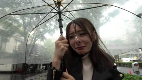 わたしの豚ヅラ、見てください。 足立友梨