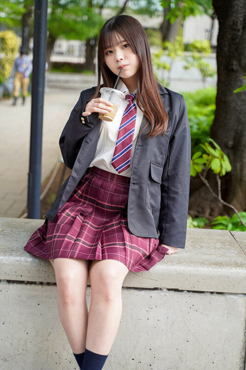 【アフスク☆セックス】激カワ巨乳ガールりおんちゃん!!SEXをするたびに体が成長し続ける魅惑のエロボディ!!弾力性抜群の巨乳を揺らしながら激イキガールに大量中出し!!