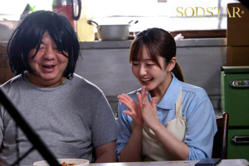 引きこもり訪問支援 ゴミ屋敷に放置された大量のシコティッシュに見かねて内緒でチンカス塗れのチンチンも笑顔で性サポートしてくれる優しいお手伝いさん 青空ひかり