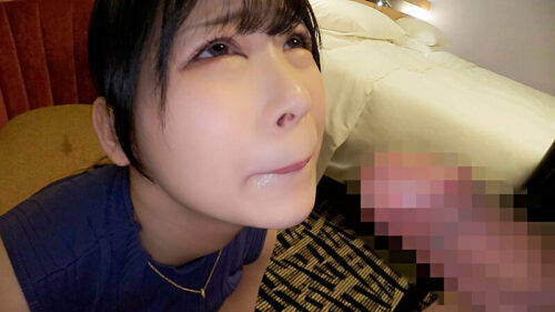 「あなた、許して…。」夫との平凡なSEXでは物足りない美人妻たちが高級なTバックを履いて下半身を恥じ晒す