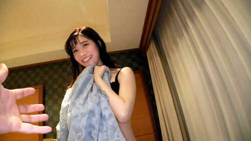 「あなた、許して…。」夫との平凡なSEXでは物足りない美人妻たちが高級なTバックを履いて下半身を恥じ晒す