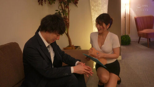 綺麗な近所の奥さんが 新村あかり