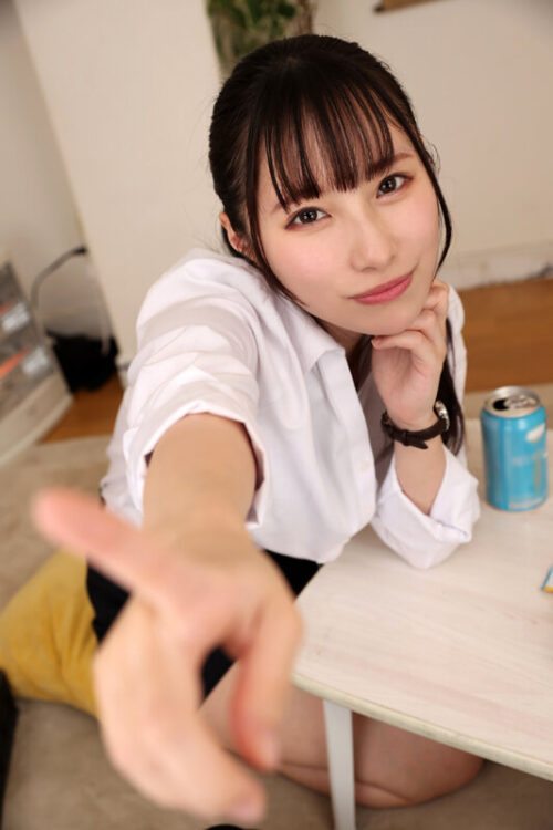 【VR】ほろ酔いのカワイイ同期を無理にハメると嫌がりながらも感じまくり、容姿に似合わぬ下品なオホ声が止まらないド変態オンナだった 松井日奈子