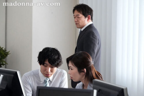 人事異動NTR エリートの僕が本社からきた訳ありエリートに地位も名誉も、そして、妻もすべて奪われた…。 池田あやみ