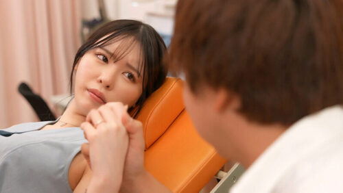 媚薬受胎 不妊治療薬の代わりに媚薬を投与された若妻は、感度の上がり切った膣奥への種付けプレスで至高の快楽に満たされ、絶対に孕むまで何度も中出しを求め続けた。 黒島玲衣