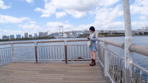 「萌え系F乳ランク色白女子大生がオナニーでは我慢しきれず応募してきた！性感帯の乳首は普段チクニーのやり過ぎで始まる前から超勃起乳首！臨戦態勢！むっちりムンムンの色白ヒップがあなたの興奮を誘う！ 【初撮り】ネットでAV応募→AV体験撮影 2429」