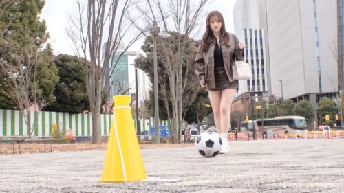 「【Jカップ】遭遇率0.00001%！！エロくて、爆乳！！普段からやらしい身体を積極的に振りかざしてセックスしがちな爆乳お姉さんの全て──主におっぱいを──揉み解して、媚びてくるすけべな身体を好き放題！！ マジ軟派、初撮。 2197」