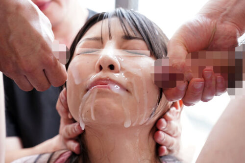 一般男女モニタリングAV マジックミラーの向こうには愛する旦那!夫自慢の美人すぎる清楚妻へ初めての大量顔面ぶっかけ!溜まりにたまった濃厚精子を浴びせられて髪・顔・身体まで精子でべっとり!ニオイたつチ○ポ汁に火照ってしまった奥様は旦那のすぐ横でザーメンまみれ…