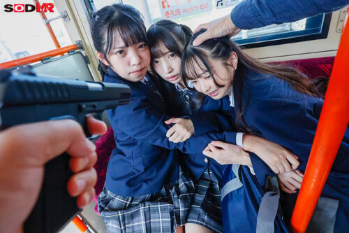 【VR】【8K】【VR】(超リアル体験)バスジャックVR ※被害者7名女子●生 スクールバスで、未成熟おマンコを好き勝手に犯しまくりSPECIAL