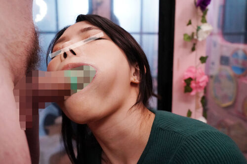 一般男女モニタリングAV×マジックミラー便コラボ企画 愛する夫の目の前で路上NTR!清楚な人妻が「お口だけでコンドーム装着」に挑戦!2 ノーハンドでデカチンを咥えたご無沙汰妻のオマ○コは欲しがり汁が溢れ出す!旦那の目の前で寝取って最後はゴムを外して生中出し!