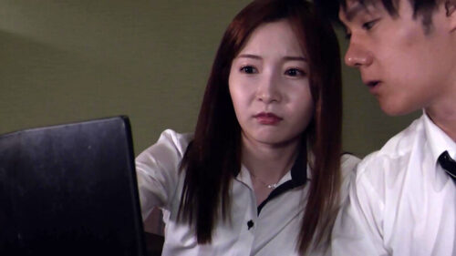 【4K】人妻不倫上司 相部屋NTR調教 新人のときから憧れていた人妻上司とまさかの相部屋…そしてボクらは深い仲になった 小春まり