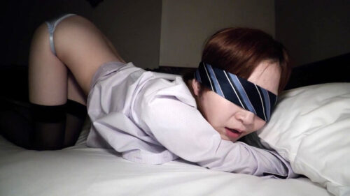 【4K】人妻不倫上司 相部屋NTR調教 新人のときから憧れていた人妻上司とまさかの相部屋…そしてボクらは深い仲になった 小春まり