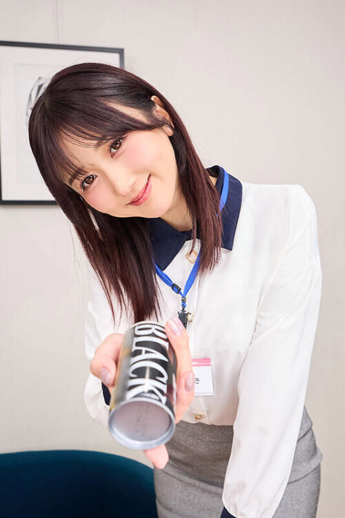 【VR】欲求不満のお姉さま方が集う秘密クラブは、僕のチ〇ポを奪い合う会員制ハーレムBARだった!~仕事のうっぷんを秘密クラブで発散するOLの逆夜●いSEX~ 大槻ひびき